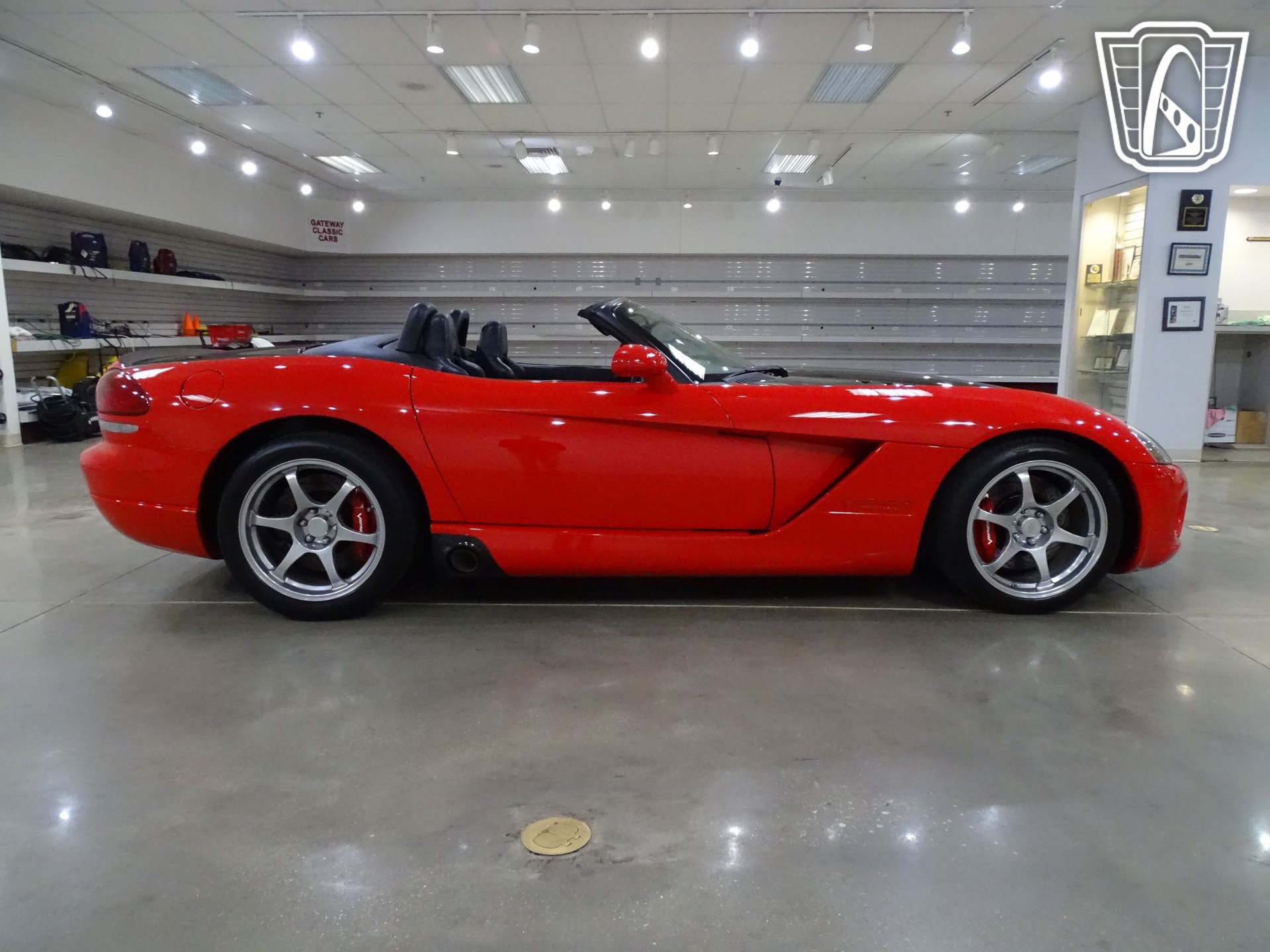 Used 2003 Dodge Viper SRT-10 RWD image 18