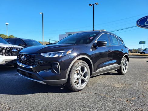 New 2026 Ford Escape ST-Line w/ Tech Pack #1 image 8