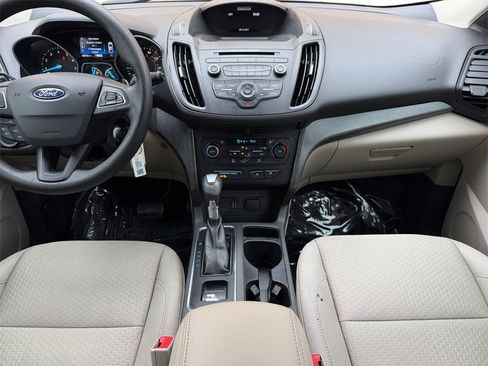 Used 2017 Ford Escape SE image 25