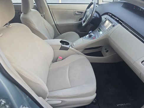 Used 2012 Toyota Prius Two image 21