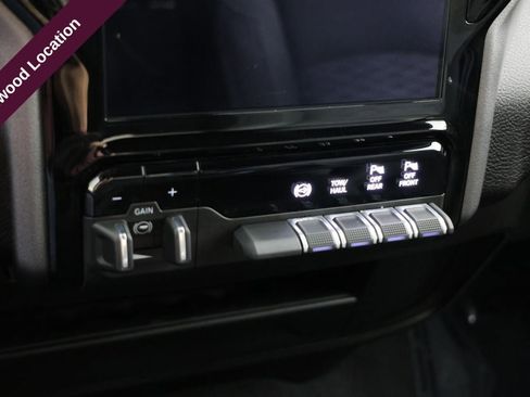 Used 2025 RAM 2500 Big Horn image 28