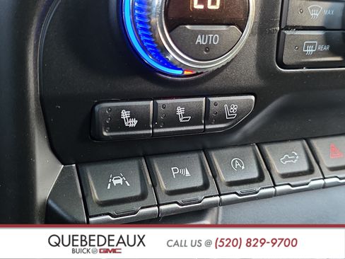 Used 2021 GMC Sierra 1500 AT4 w/ AT4 Premium Package AWD/4WD image 18