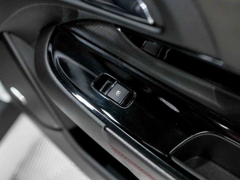 Used 2015 Chevrolet SS RWD image 84