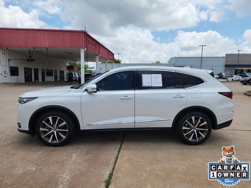 Certified 2026 Acura MDX w/ Technology Package FWD image 4