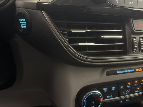 Used 2025 Ford Escape Active AWD/4WD image 37