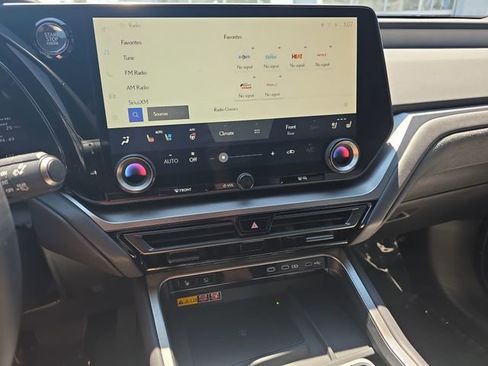 Used 2025 Lexus TX 350 AWD w/ Technology Package image 22