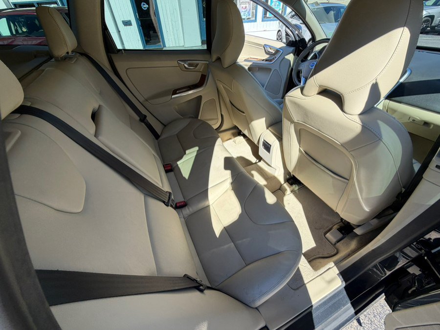 Used 2015 Volvo XC60 T6 AWD/4WD image 15