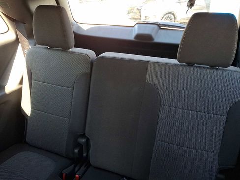 Used 2023 Chevrolet Traverse LT w/ LPO, Floor Liner Package AWD/4WD image 11