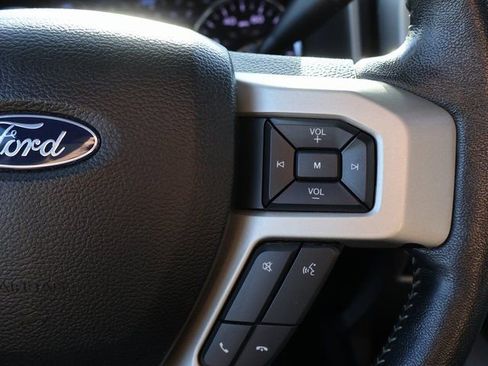 Used 2020 Ford F250 Lariat w/ Lariat Ultimate Package AWD/4WD image 42