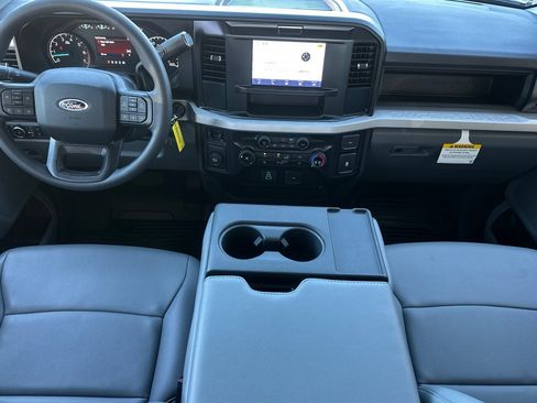 New 2026 Ford F250 XL w/ XL Chrome Package image 13