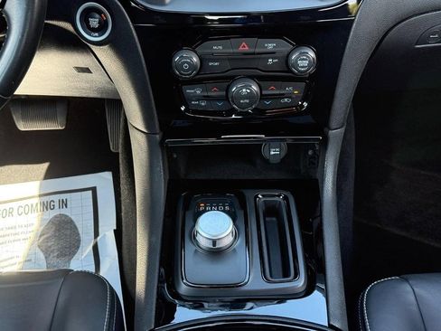 Used 2020 Chrysler 300 S RWD image 11