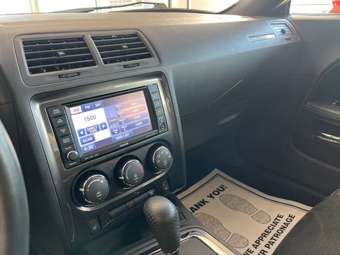 Used 2009 Dodge Challenger SRT8 w/ SRT Option Group II image 19