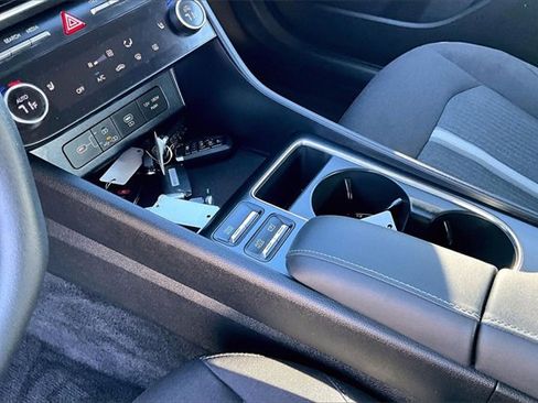 Used 2025 Hyundai Sonata SEL image 19