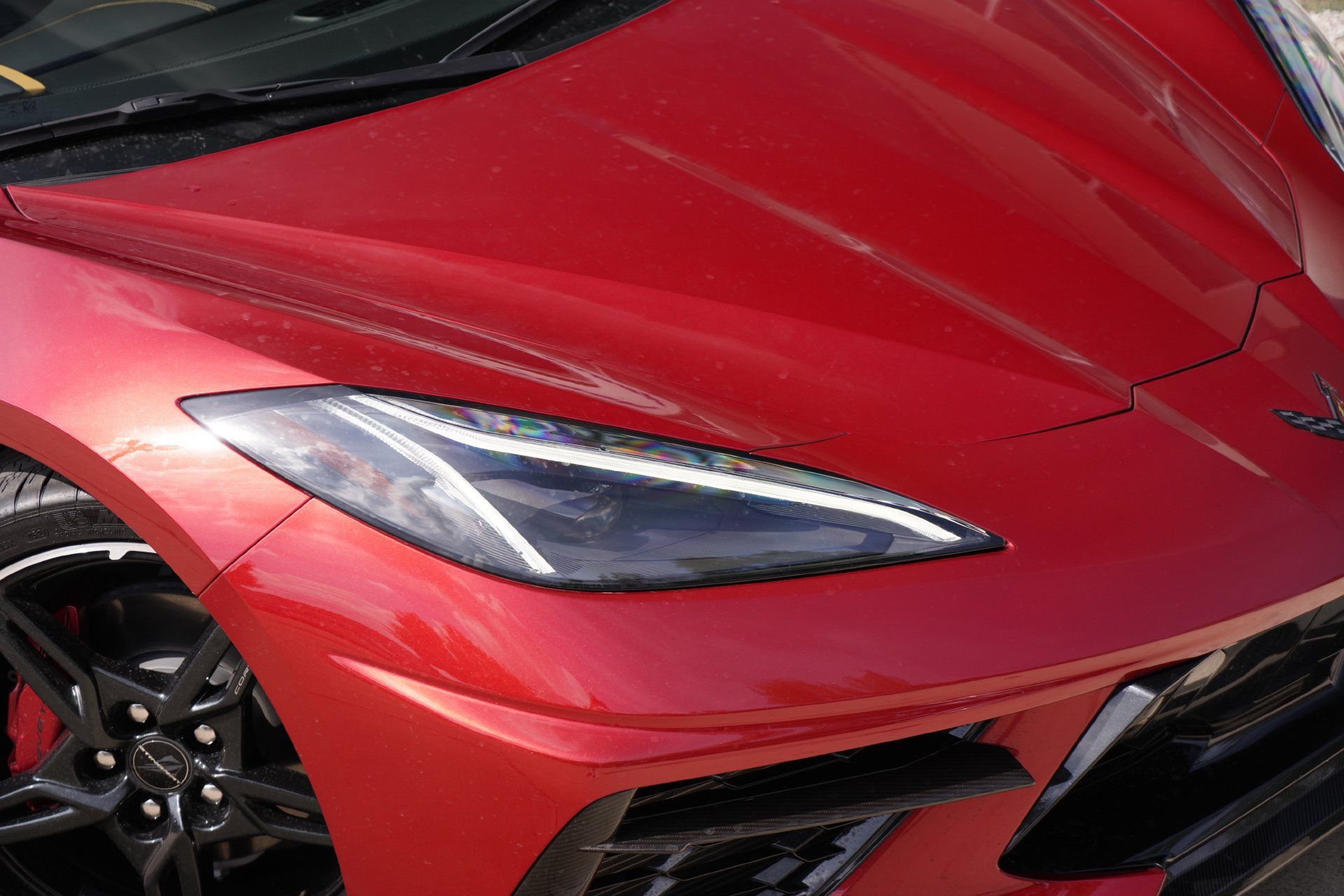 Used 2021 Chevrolet Corvette Stingray Preferred Cpe w/ Engine Appearance Package RWD image 2