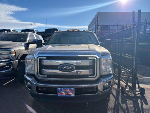Used 2011 Ford F350 Lariat w/ Lariat Interior Pkg image 2