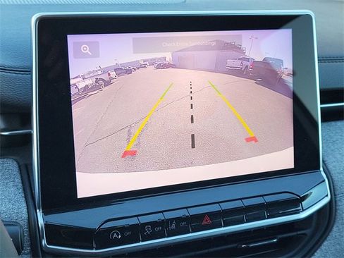 Certified 2024 Jeep Compass Latitude image 14