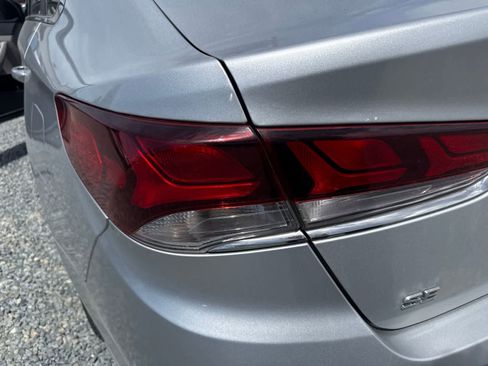 Used 2018 Hyundai Sonata SE FWD image 11