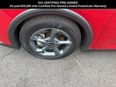 Certified 2025 Kia K4 FWD image 3