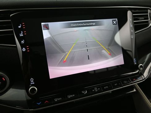 Used 2023 Jeep Wagoneer L Base w/ Premium Group I image 37