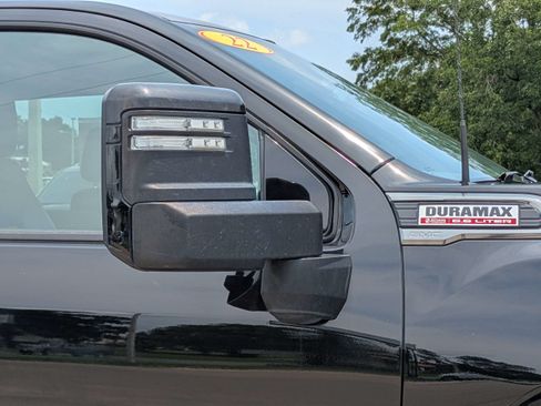 Used 2022 GMC Sierra 2500 AT4 AWD/4WD image 12