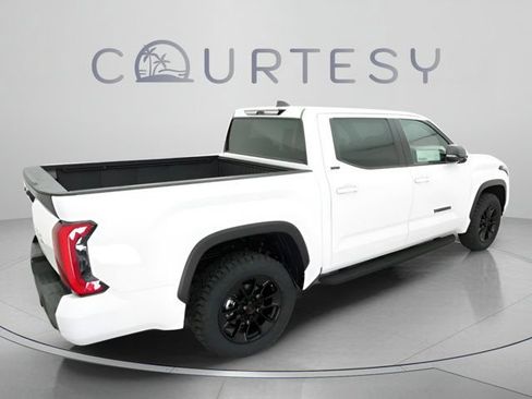 Used 2025 Toyota Tundra SR5 w/ SR5 Premium Package RWD image 12