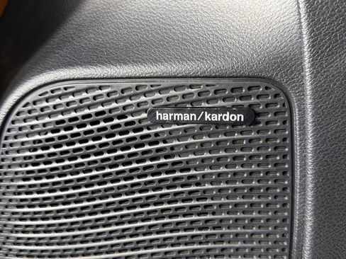 Used 2022 Chrysler Pacifica Pinnacle image 18