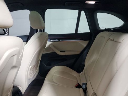 Used 2016 BMW X1 xDrive28i image 11