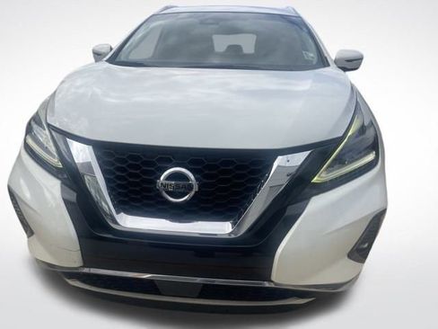 Used 2019 Nissan Murano Platinum w/ Cargo Package image 3