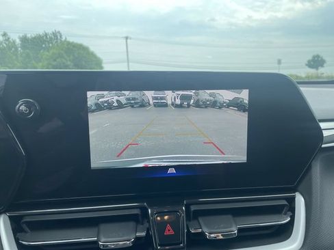 Used 2025 Chevrolet TrailBlazer LT FWD image 23
