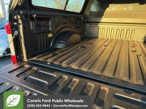 Used 2018 Ford F250 Lariat w/ Lariat Value Package image 31