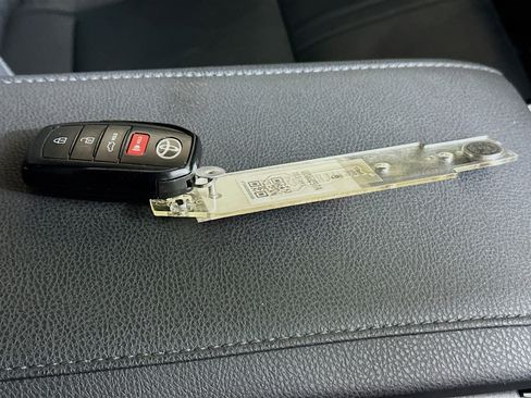 Certified 2025 Toyota Camry XSE FWD image 33