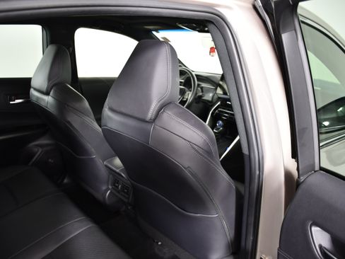 Used 2021 Toyota Venza Limited AWD/4WD image 44