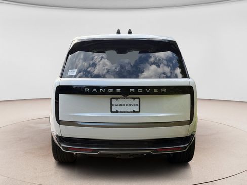 New 2026 Land Rover Range Rover Long Wheelbase SE AWD/4WD image 4
