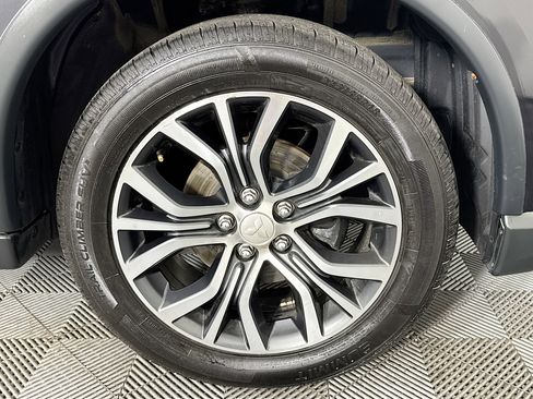 Used 2018 Mitsubishi Outlander ES image 55