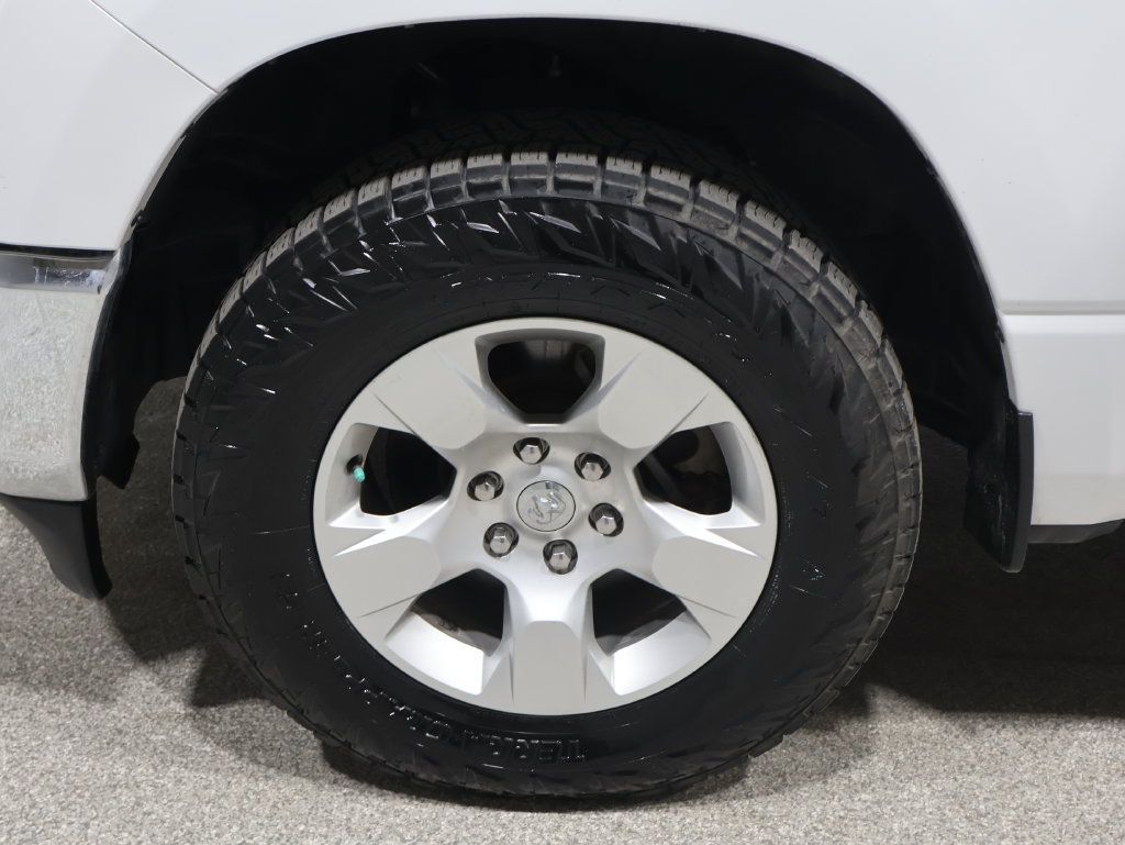 Used 2020 RAM 1500 Big Horn AWD/4WD image 9