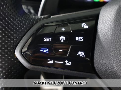 Used 2023 Volkswagen Golf R AWD/4WD image 5