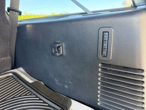 Used 2017 Ford Expedition EL Limited RWD image 18