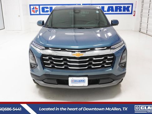 New 2026 Chevrolet Equinox LT w/ Safety and Technology Package image 2