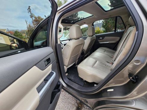 Used 2013 Ford Edge SEL image 16