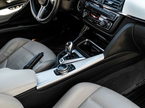 Used 2015 BMW M3 RWD image 20