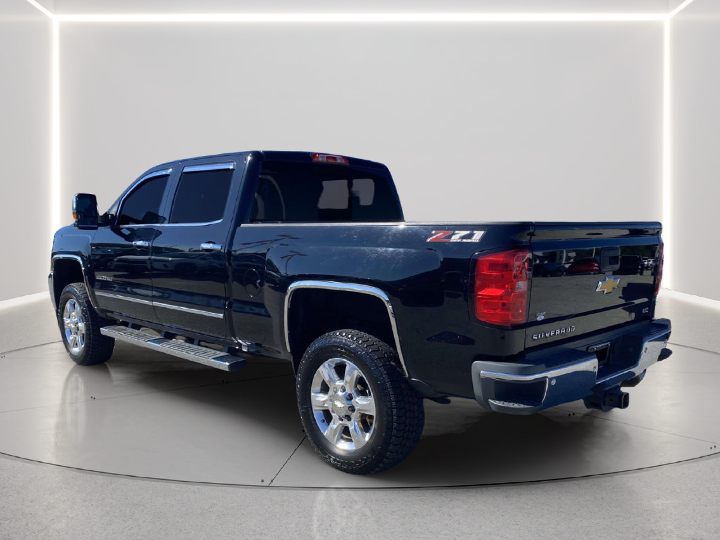 Used 2018 Chevrolet Silverado 2500 LTZ w/ Duramax Plus Package AWD/4WD image 4