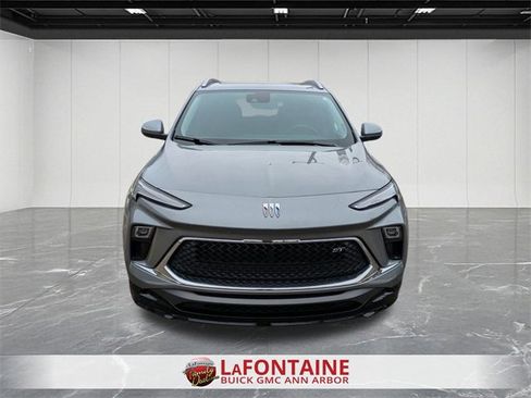 Used 2025 Buick Encore GX Sport Touring w/ Experience Buick Package image 8