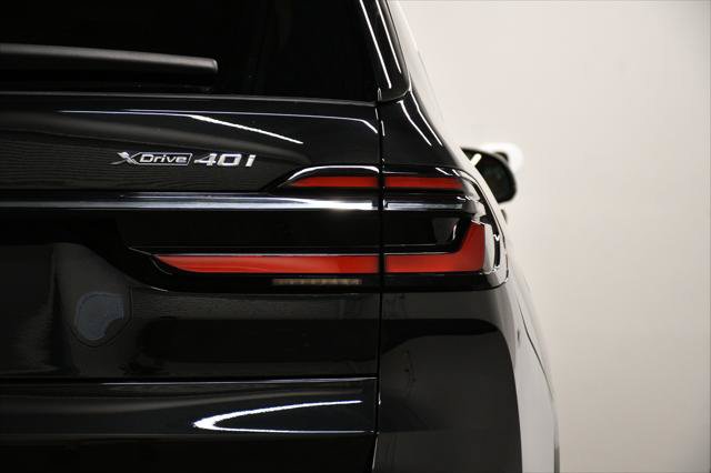 Used 2026 BMW X7 xDrive40i AWD/4WD image 9