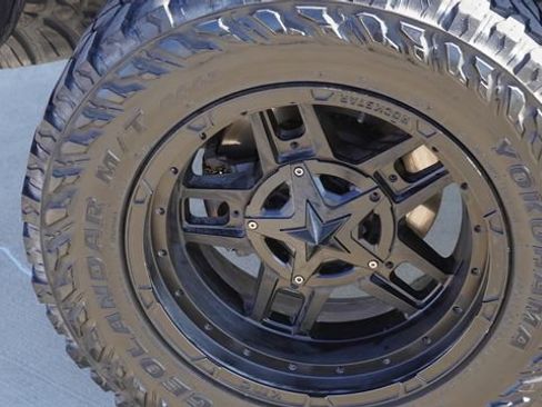 Used 2021 Jeep Gladiator Mojave AWD/4WD image 11