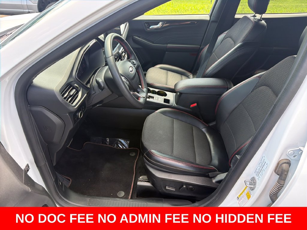 Used 2023 Ford Escape ST-Line w/ Tech Pack #1 AWD/4WD image 10