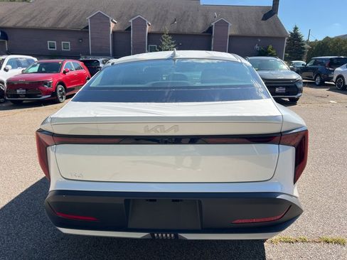 New 2025 Kia K4 EX image 3