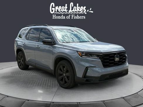 Used 2025 Honda Pilot Black Edition image 7