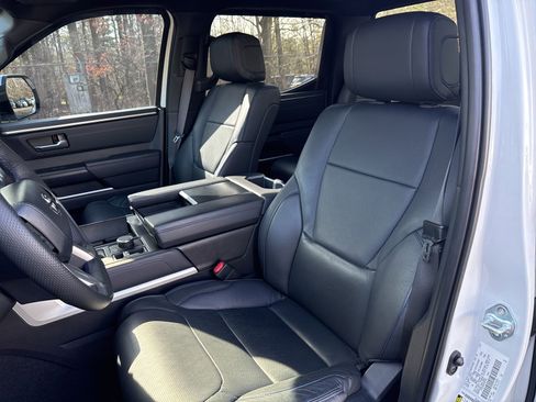 Used 2024 Toyota Tundra Platinum image 13