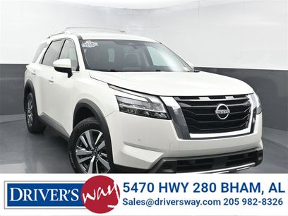 Used 2024 Nissan Pathfinder SL