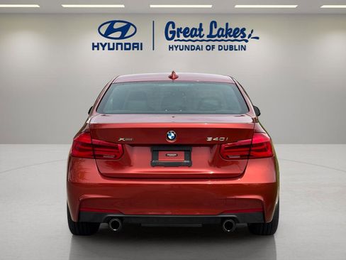 Used 2018 BMW 340i xDrive Sedan AWD/4WD image 4